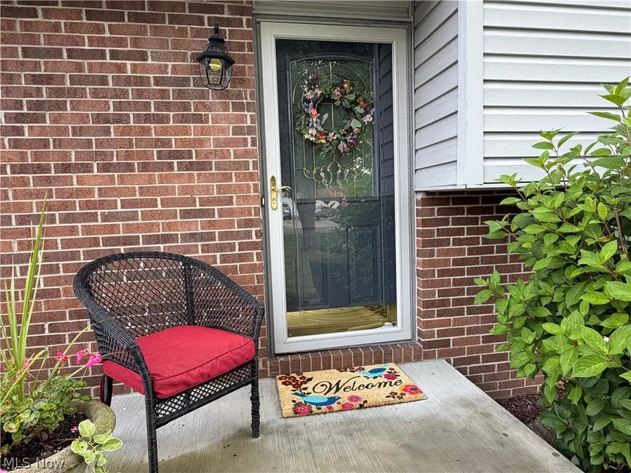 11280 Braddock Nw Street, Canal Fulton, OH 44614 - #2