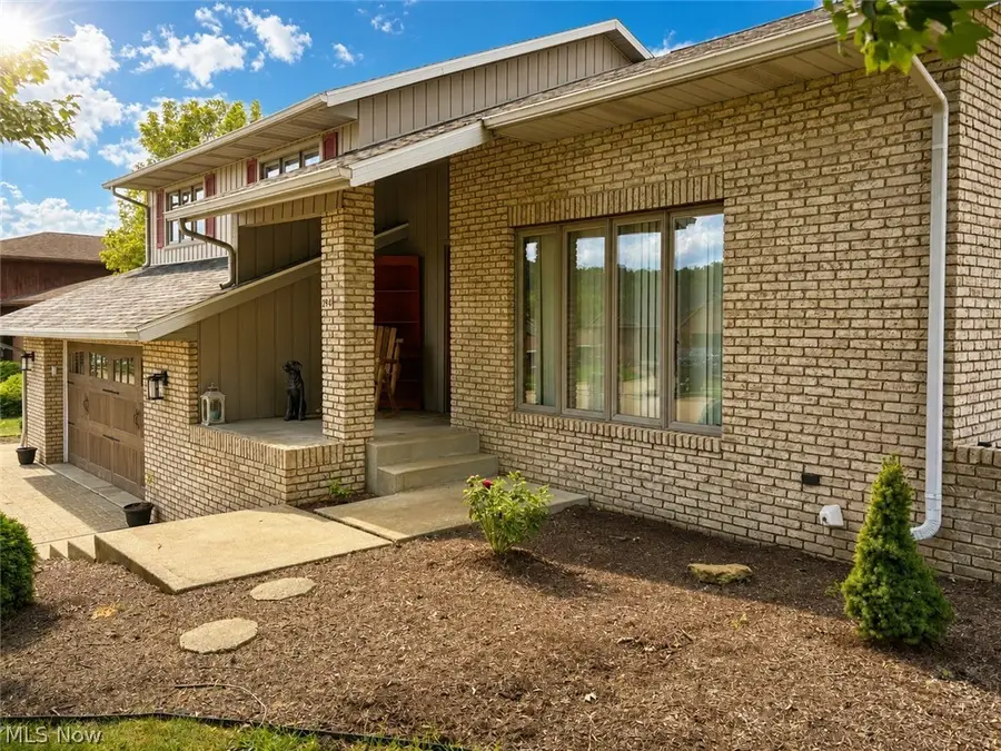 1941 Buckeye Ne Street, New Philadelphia, OH 44663 - #3