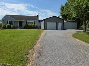 15090 Louisville Ne Street, Minerva, OH 44657