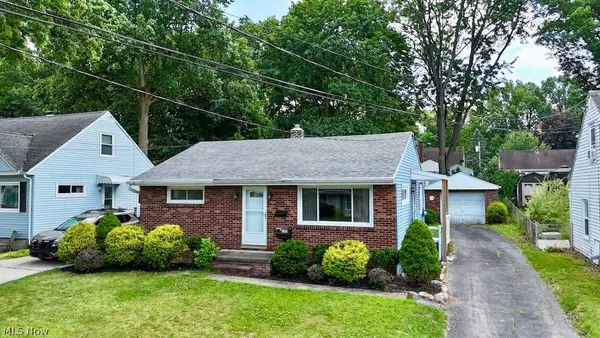 248 Jennings Avenue, Cuyahoga Falls, OH 44221