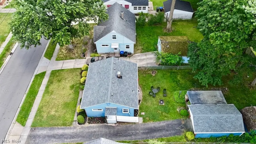248 Jennings Avenue, Cuyahoga Falls, OH 44221 - #3