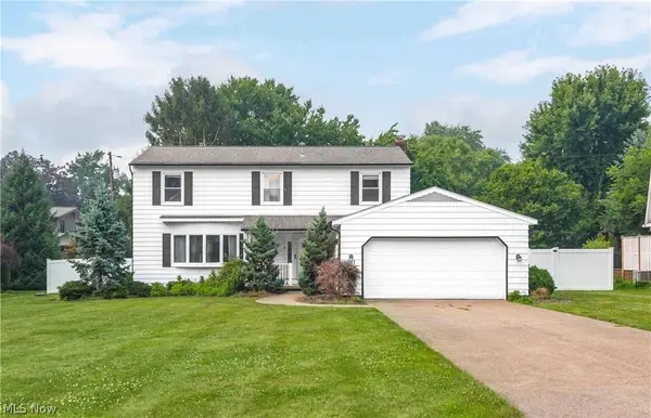 181 Crestview Drive, Elyria, OH 44035