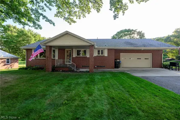 2984 Seikel Ne Drive, Dover, OH 44622