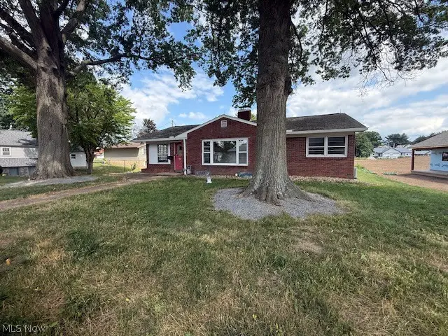 815 3rd Sw Street, New Philadelphia, OH 44663 - #3