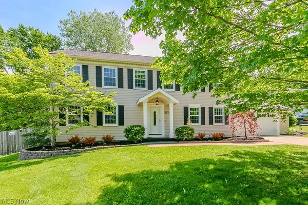 7054 Bentley Place, Concord Twp, OH 44077