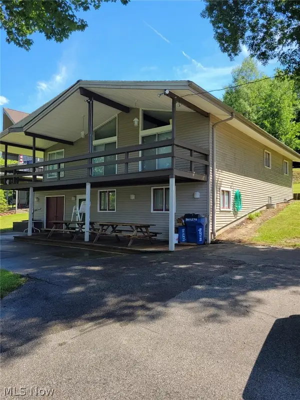 47903 Tomahawk Drive, Negley, OH 44441