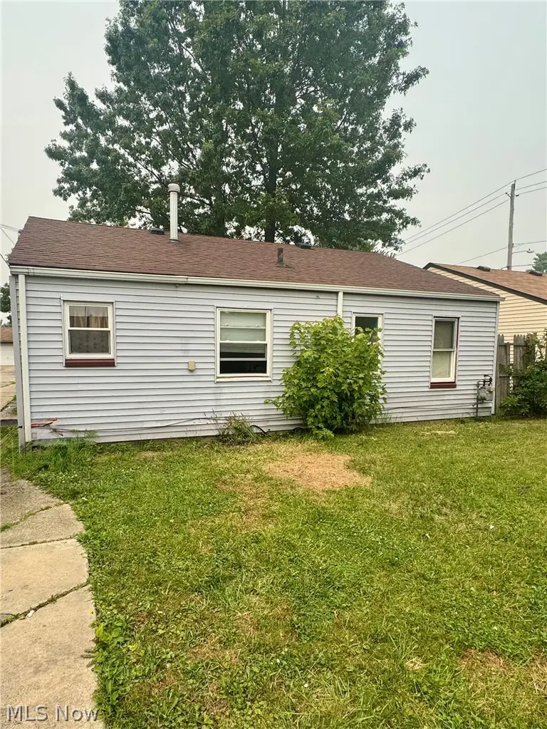 12009 Summerland Avenue, Cleveland, OH 44111 - #2