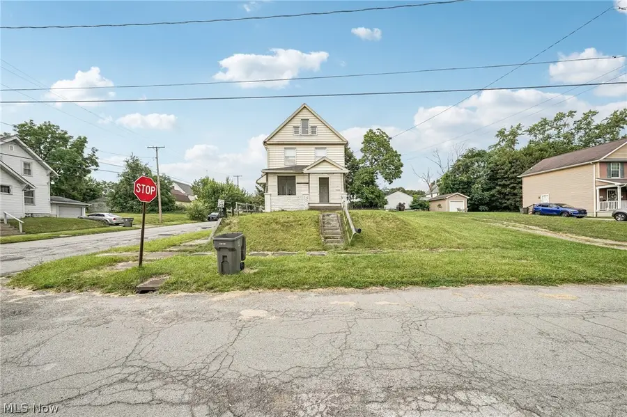 640 Broadway Avenue, Youngstown, OH 44510 - #3