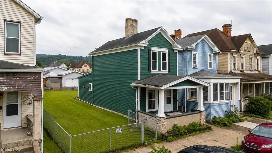 4254 Harrison Street, Bellaire, OH 43906 - #3