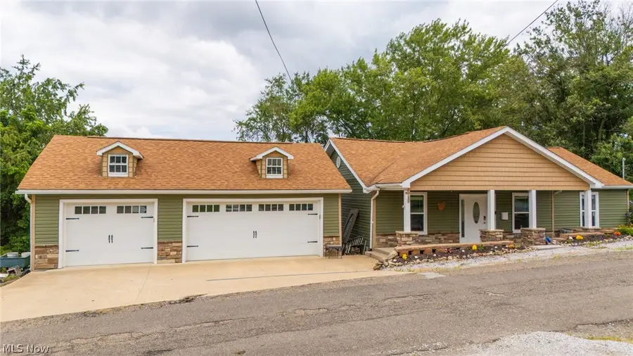 107 Broad Street, Saint Clairsville, OH 43950 - #2