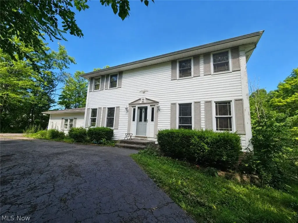 11709 Pinewood Trail, Chesterland, OH 44026 - #1