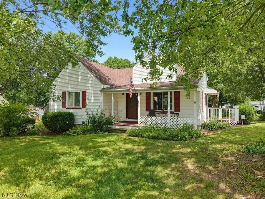 2755 Springfield Lake Drive, Akron, OH 44312 - #2