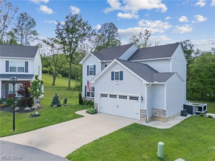 1216 Selena Grove, Green, OH 44685 - #2