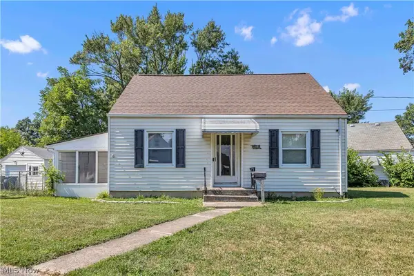 4082 Palm Avenue, Lorain, OH 44055