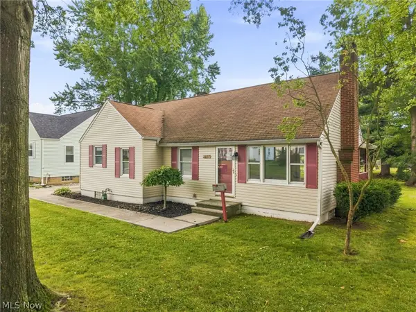 1117 Taggart Nw Street, Massillon, OH 44646