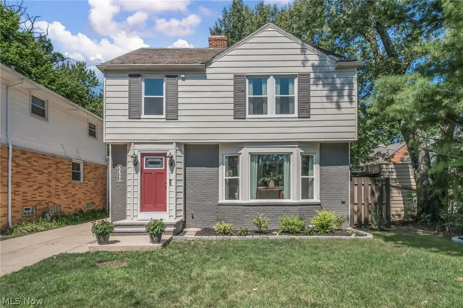 2368 Eardley Road, University Heights, OH 44118 - #3