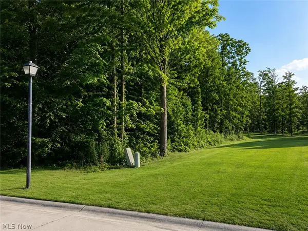 35 Stony Brook Lane, Wakeman, OH 44889