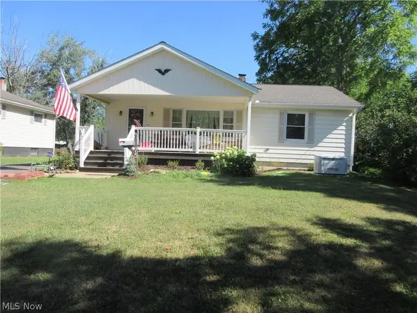 75 E Erie Street, Jefferson, OH 44047