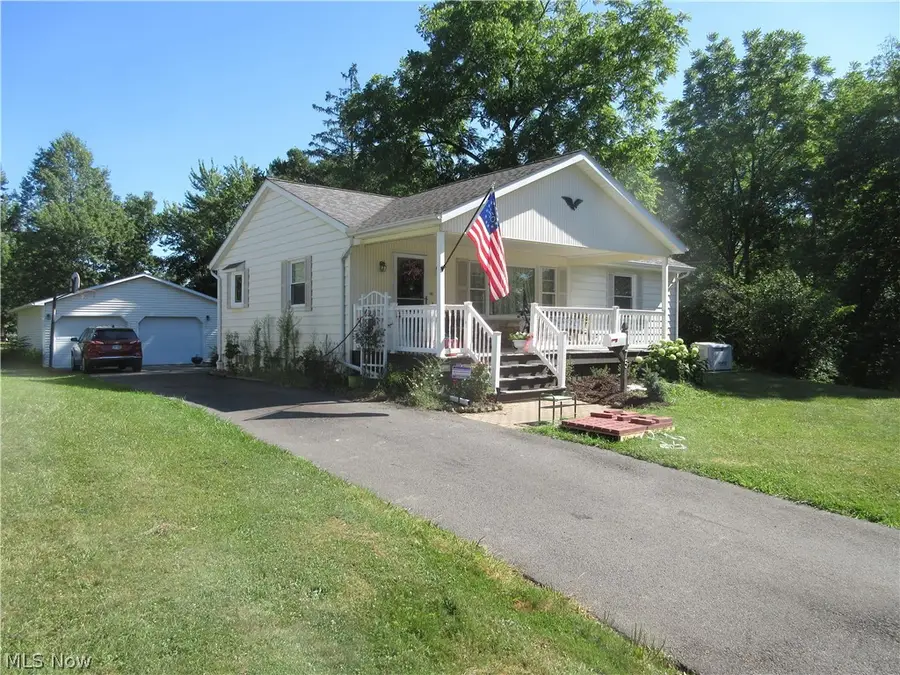 75 E Erie Street, Jefferson, OH 44047 - #2