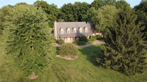 1406 Henn Hyde Ne Road, Warren, OH 44484