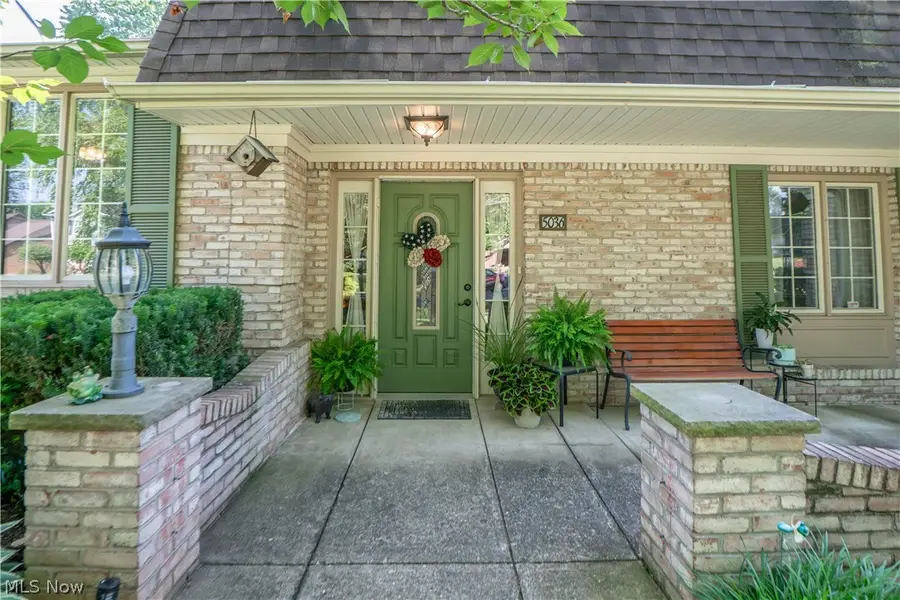 5036 Parkhaven Ne Avenue, Canton, OH 44705 - #3