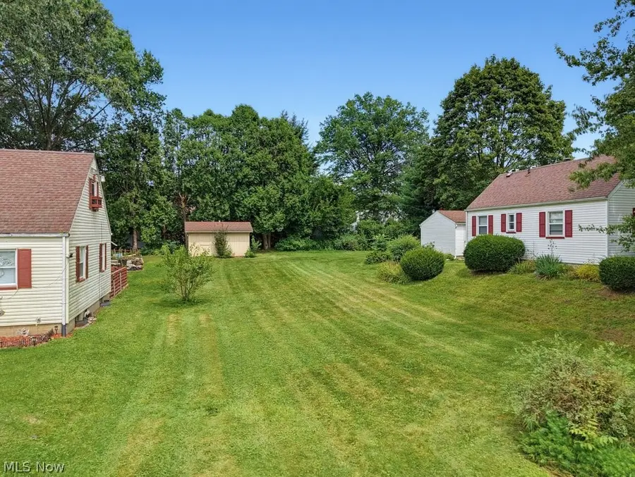 2755 Springfield Lake Drive, Akron, OH 44312 - #2
