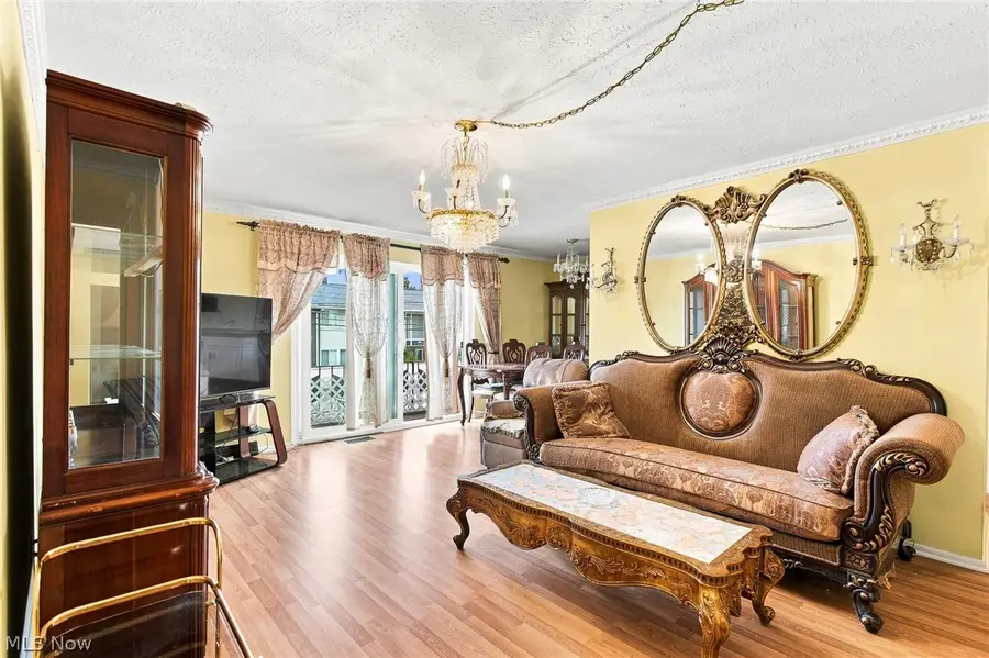 1402 Golden Gate Boulevard #G203, Mayfield Heights, OH 44124 - #3