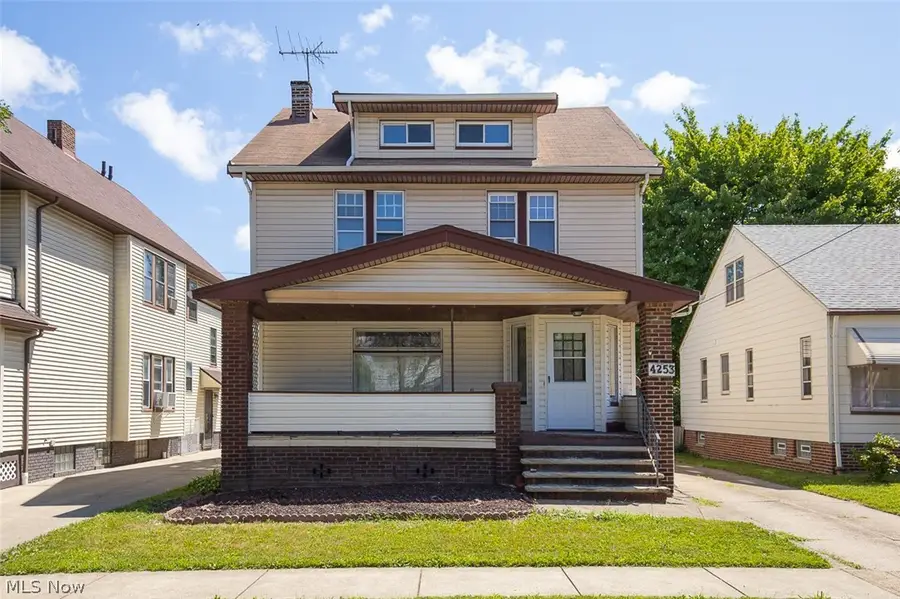 4253 W 50th Street, Cleveland, OH 44144 - #3