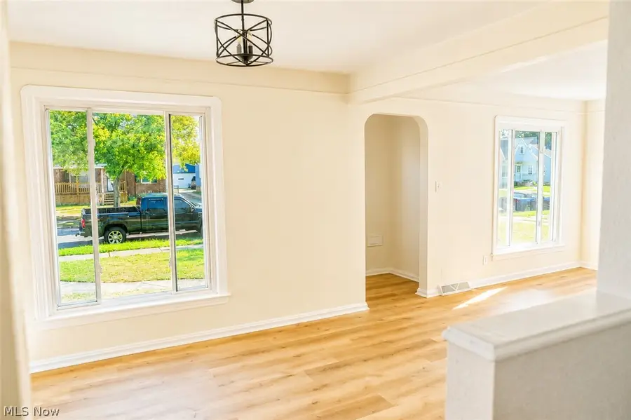 13520 Saint James Avenue, Cleveland, OH 44135 - #2