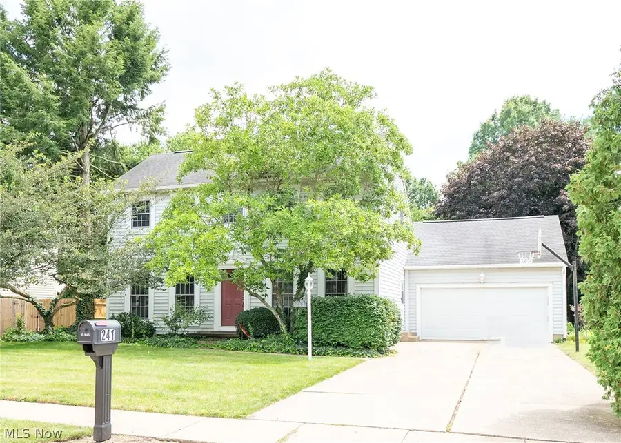 241 Kent Ne Circle, New Philadelphia, OH 44663 - #2