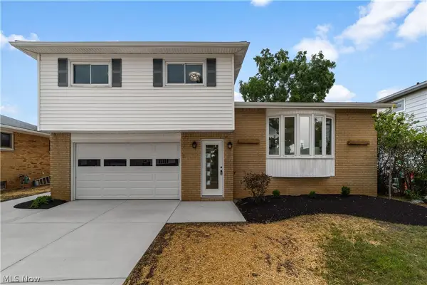 6881 Lantern Lane, Parma Heights, OH 44130