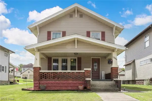 1206 Stewart Avenue, Cambridge, OH 43725