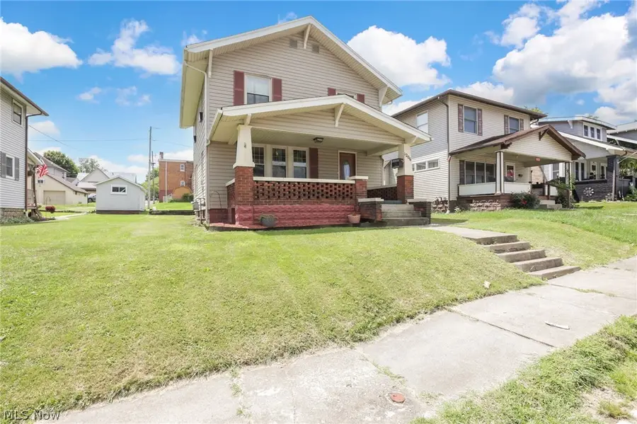 1206 Stewart Avenue, Cambridge, OH 43725 - #3