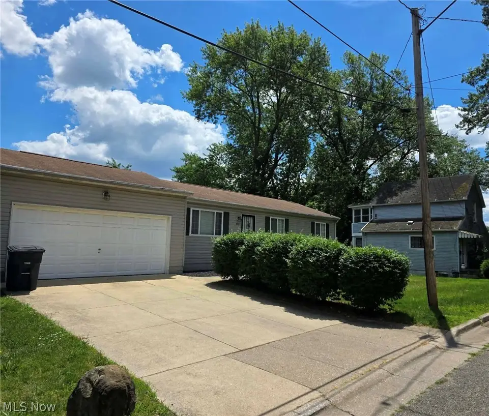 1895 Ritzman Court, Akron, OH 44314 - #1
