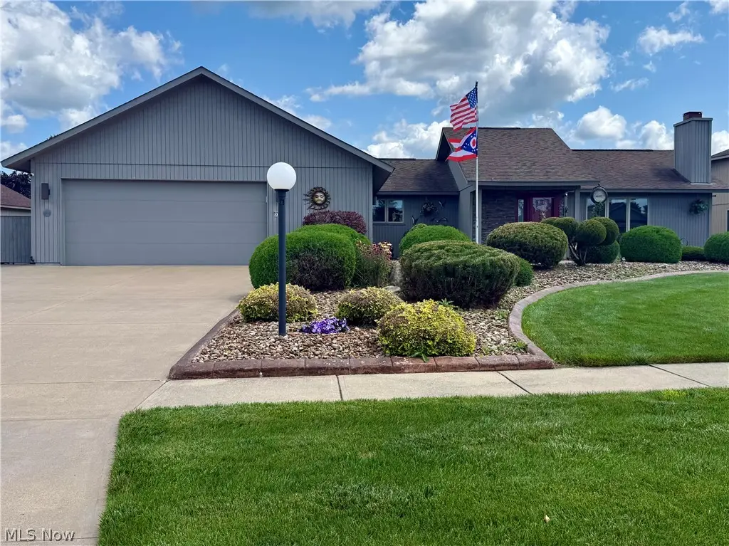 33065 Cobblestone Circle, North Ridgeville, OH 44039 - #1