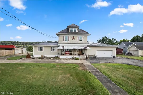 1811 Washington Boulevard, Belpre, OH 45714