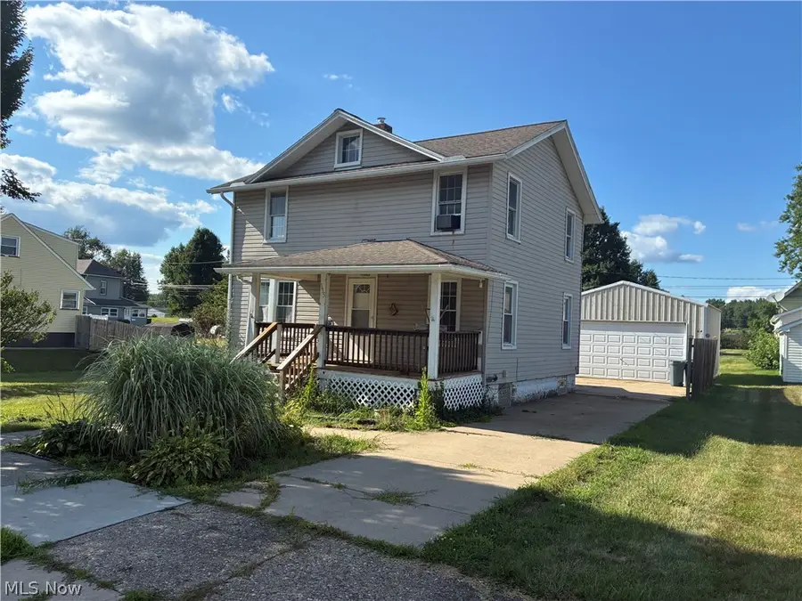 355 2nd Sw Street, Brewster, OH 44613 - #3