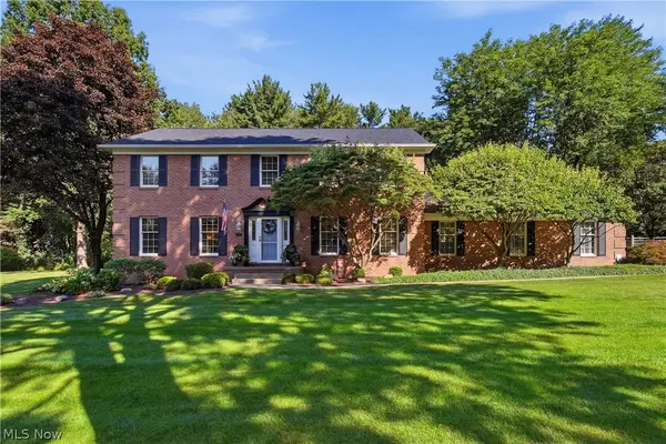 7855 Hearthstone Nw Avenue, North Canton, OH 44720