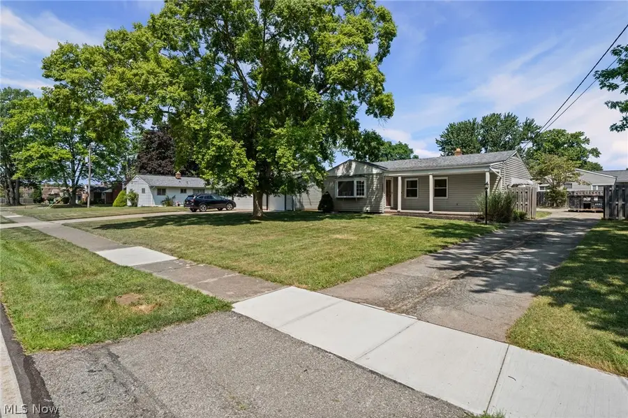 23080 Mildred Avenue, North Olmsted, OH 44070 - #3