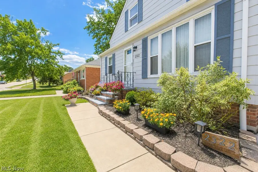2322 Larchmont Drive, Wickliffe, OH 44092 - #3