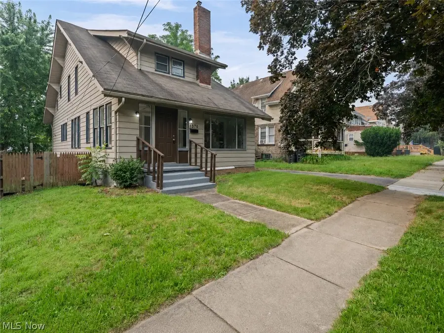 1376 Goodyear Boulevard, Akron, OH 44305 - #2