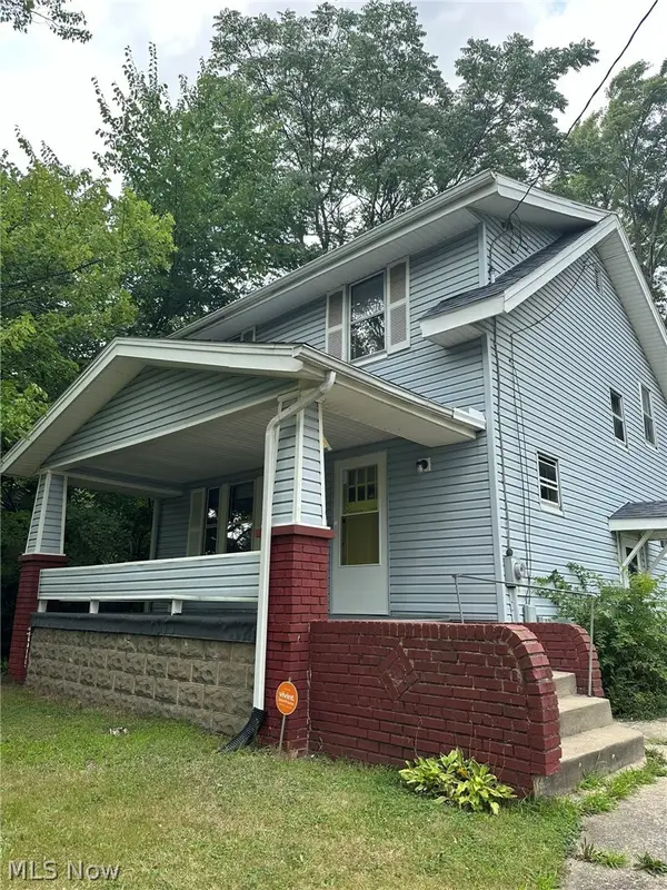 875 Mckinley Avenue, Akron, OH 44306