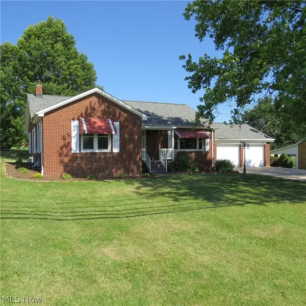 818 Canton Nw Road, Carrollton, OH 44615