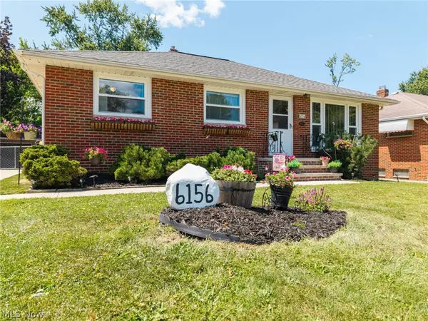 6156 Edgebrook Boulevard, Parma Heights, OH 44130