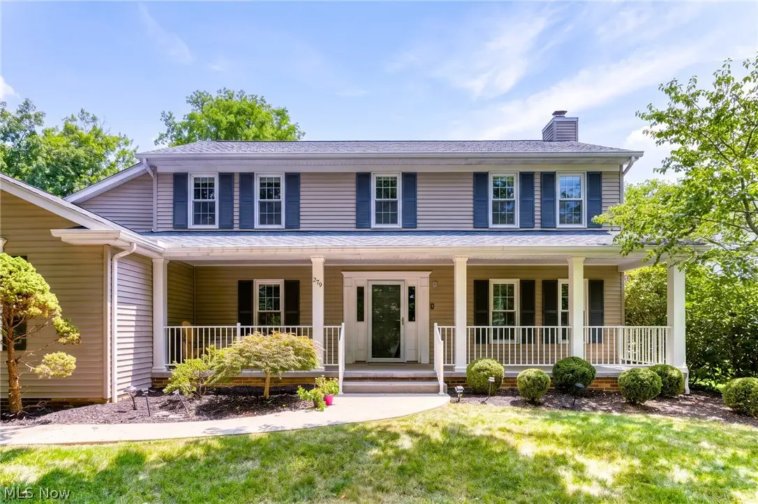279 Ash Grove Circle, Aurora, OH 44202 - #1