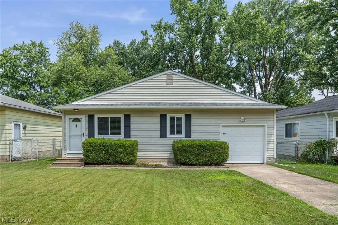 654 Wesley Drive, Berea, OH 44017 - #1