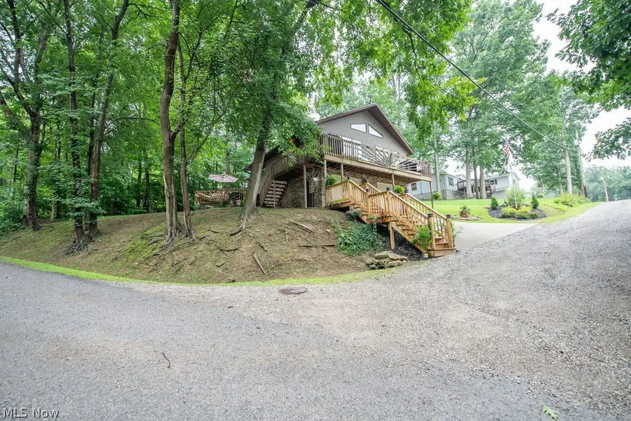 2319 Camille Sw Road, Sherrodsville, OH 44675 - #3