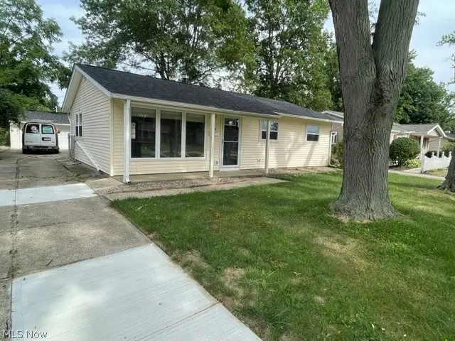 470 Chestnut Drive, Berea, OH 44017 - #1
