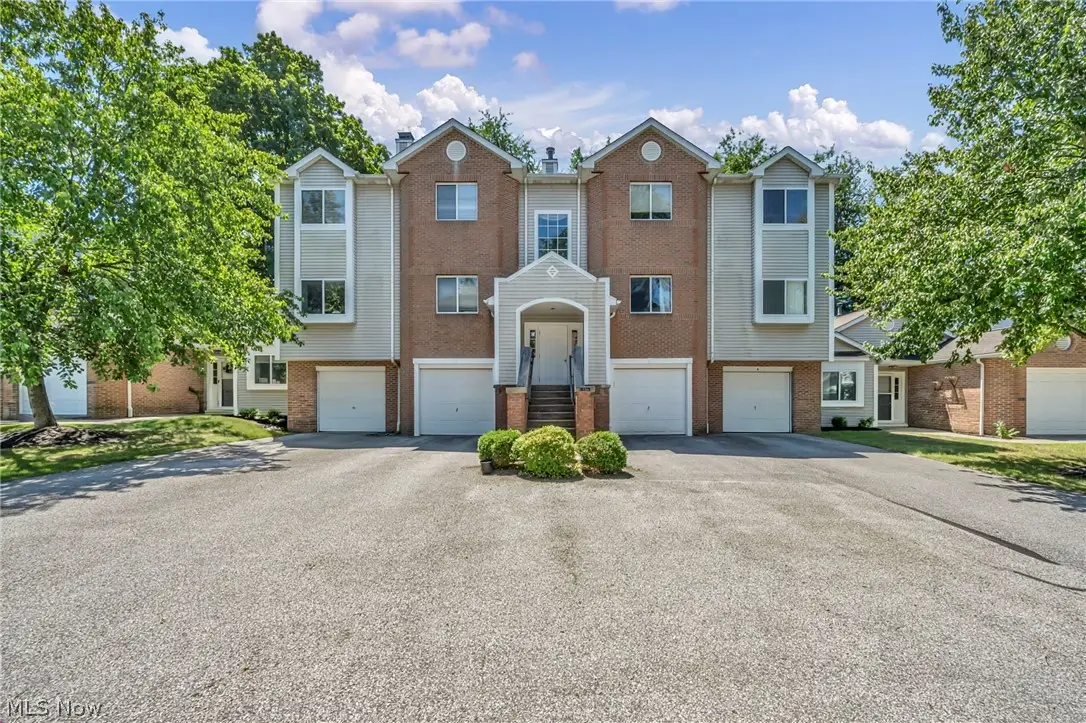 356 Village Pointe Drive #C, Akron, OH 44313 - #1
