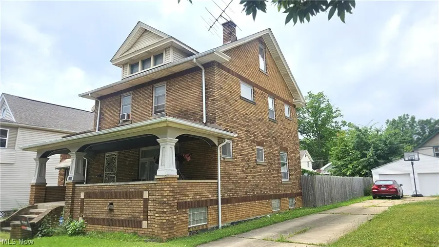 3292 W 128th Street, Cleveland, OH 44111 - #3